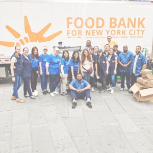 Food bank for New York City with Volunteers 
